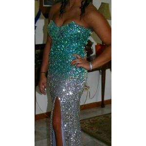 Prom Dress: La Femme